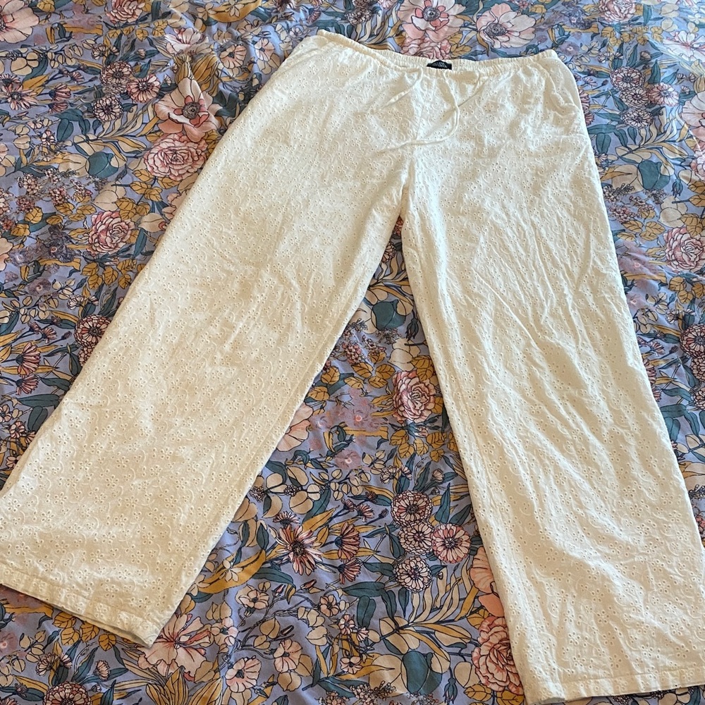 Beverly and Beck White Eyelit Drawstring Pants